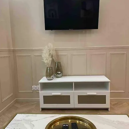 L'etoile Imani -amazing Near Orly Airport Apartment Villeneuve-Saint-Georges